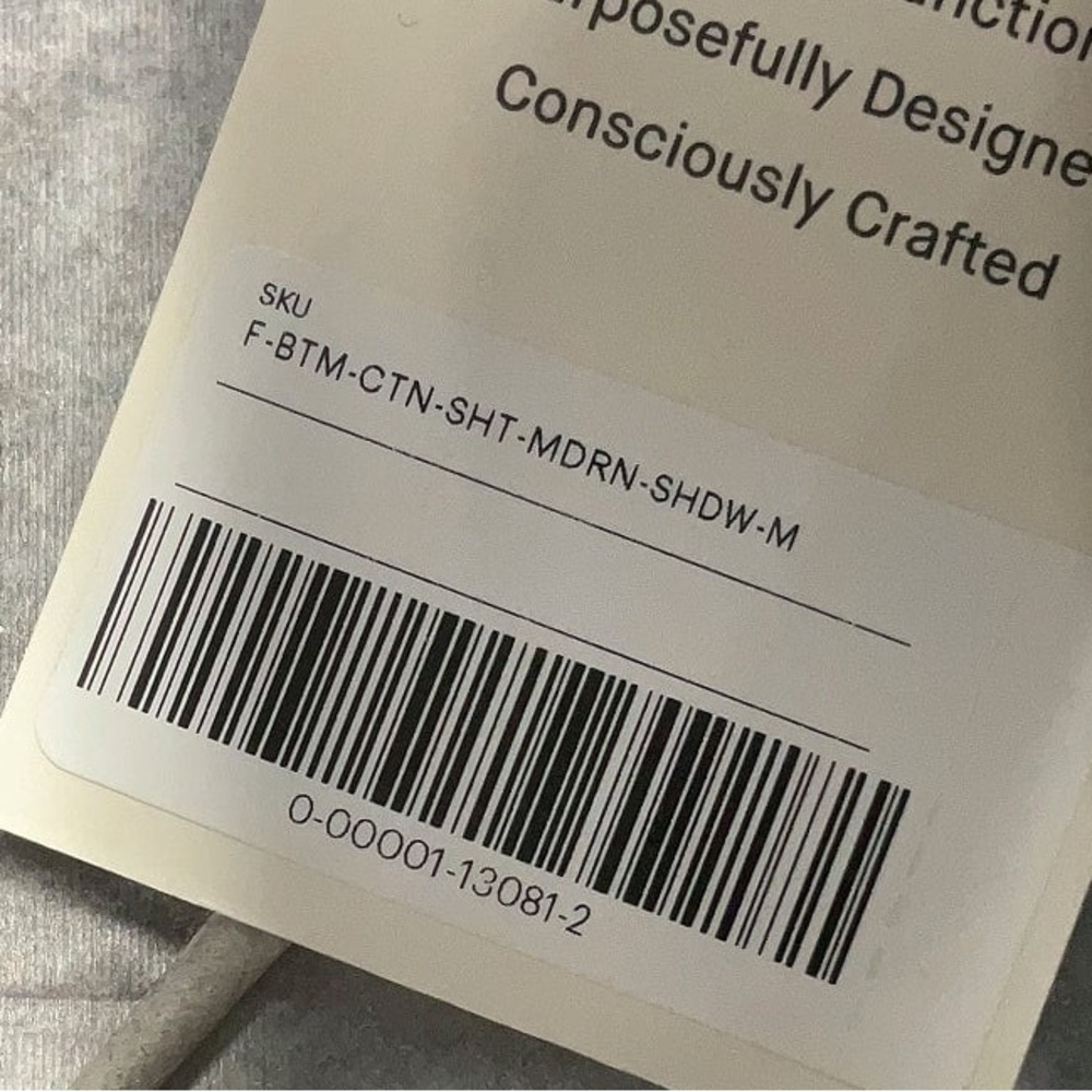 NWT Everlane Casual Short - Green (M) - Picture 4 of 5